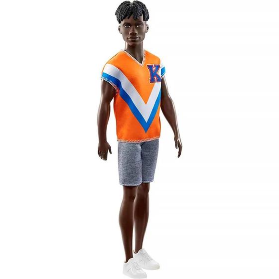 Imagem de Barbie Boneco Ken Negro Com Camisa Esportiva 203 - Mattel