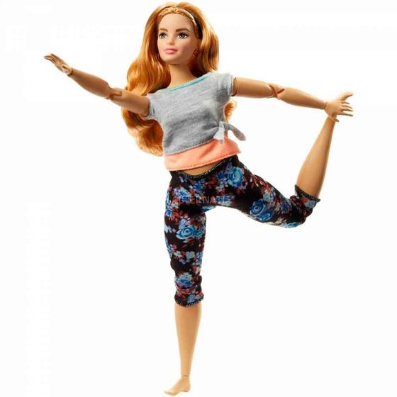 Imagem de Barbie made to move plus size