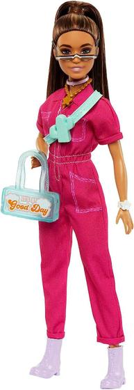 Imagem de Barbie O Filme Terno da Moda Rosa com Acessórios Mattel