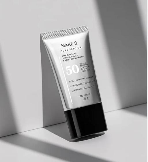 Imagem de Base Líquida Make B. Glycolic TX Cor 210 30g