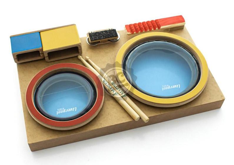 Imagem de Bateria Percuteria Infantil Liverpool Kids com Baquetas, 2 Tambores, Reco-Reco e Mais Efeitos (5520)