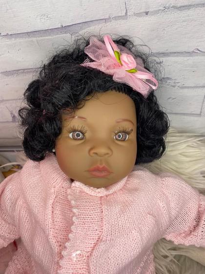 Imagem de Bebe Reborn menina Barata Negra Enxoxal premium + 20 Acessorios Exatamente Igual a Foto RS