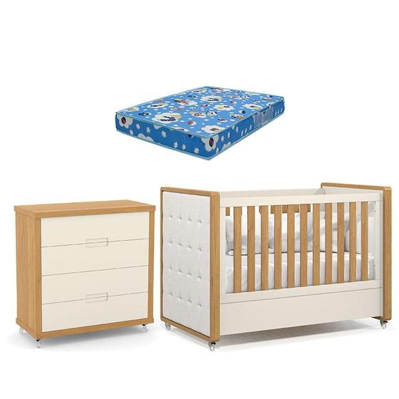 Imagem de Berço Americano com Capitonê New Boucle e Cômoda Gaveteiro Infantil Tutto New Freijó Off White e Colchão Ortobom - Matic