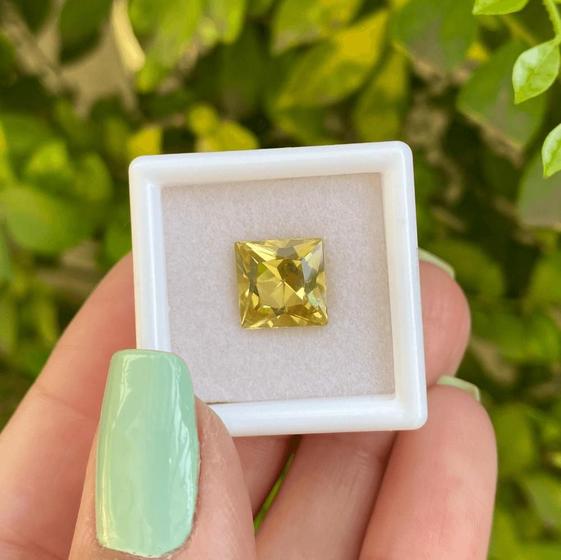 Imagem de Berilo Amarelo Cushion 3,45ct (2)