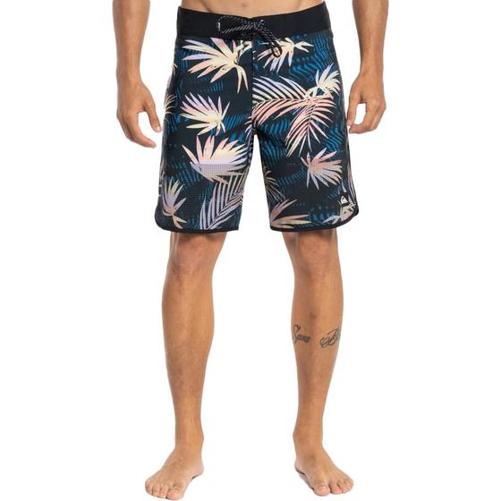 Imagem de Bermuda Quiksilver Highlite Scallop 19 WT23 Masculina Preto