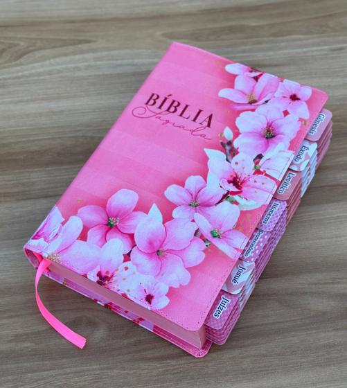 Imagem de Bíblia Orquídeas rosa com abas adesivas coladas ARC