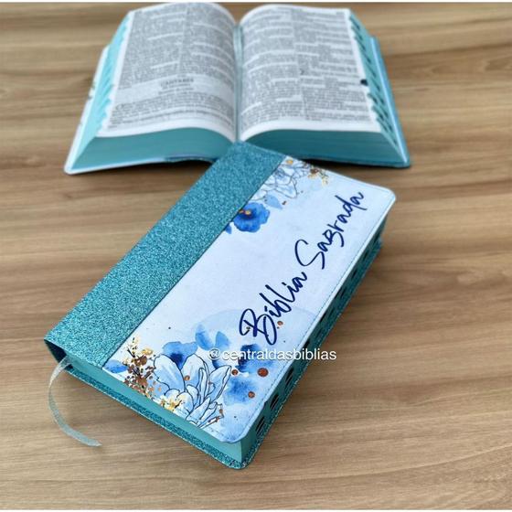 Imagem de Biblia Premium glitter azul flores Letras Grandes Evangélica Com Harpa e indice