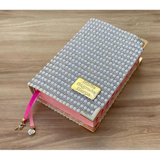 Imagem de Biblia Strass Hip Perola Branca com Pingente - Com harpa e corinhos
