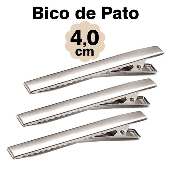 Imagem de Bico de Pato Presilha Jacaré Prata-Níquel - BASE RETA - Pct:50pc - Tam. 4,0cm