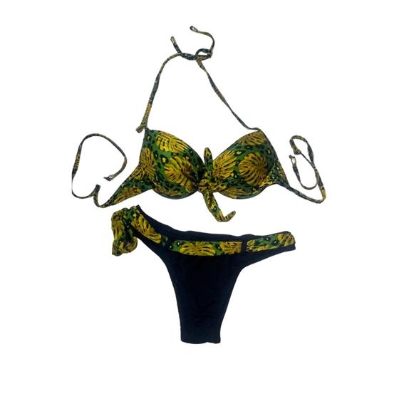 Imagem de Biquini com Bojo de Nó Frontal com Tanga de Cinto
