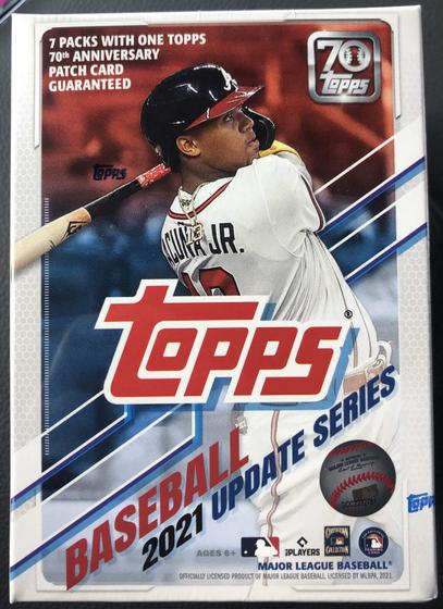 Imagem de Blaster Box Topps atualiza Baseball 2021 com 99 cartas e patch