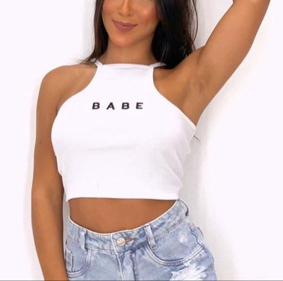 Imagem de Blusa cropped feminino babe regata alça fina canelado moda básica