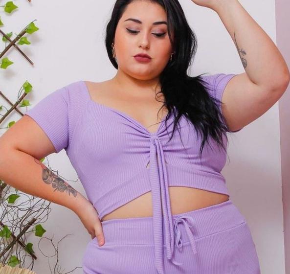 Imagem de Blusa cropped top plus size canelado laço no decote manga curta feminina fashion