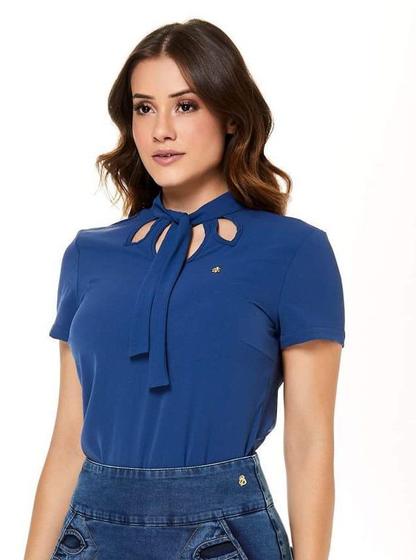 Imagem de Blusa Feminina com Decote Vazado  Via Tolentino