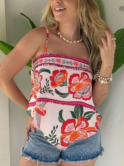 Imagem de Blusa feminina ponta estilo lenço estampa floral alcinha cropped