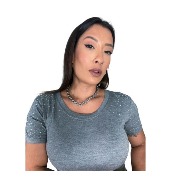 Imagem de Blusa Feminina Tecido Liso Moda Premium Brilhos Na Manga