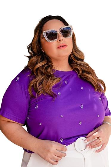 Imagem de Blusa Plus Size Detalhes com Pedraria