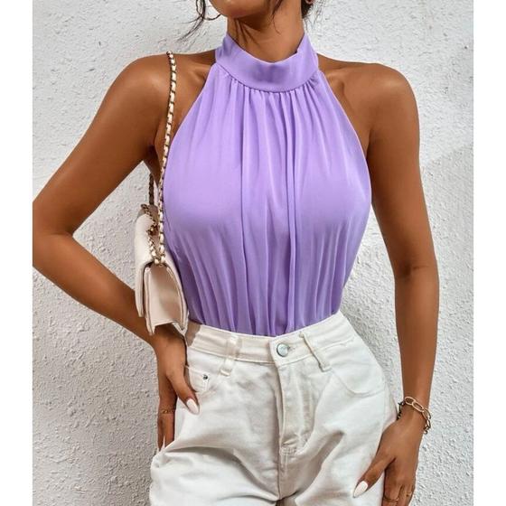 Imagem de Blusa relevo gola alta botão atrás regata feminino