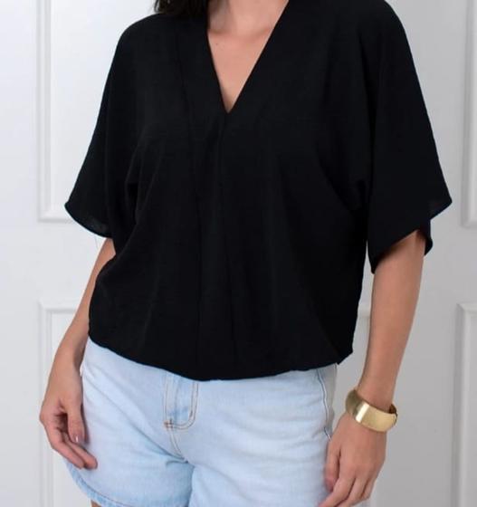 Imagem de Blusa Semi Cropped  crepe Duna