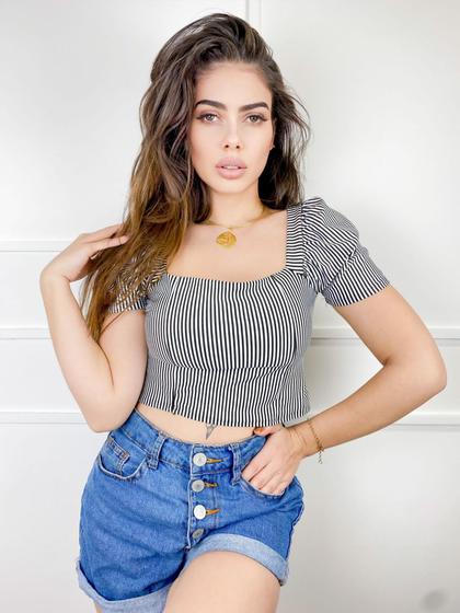 Imagem de Blusa top Cropped moda casual poliéster manga curta bufante listrado com bojo feminino