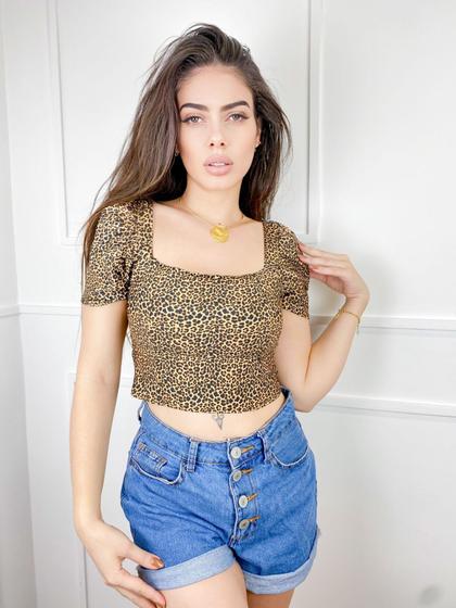 Imagem de Blusa top Cropped poliéster manga curta bufante onça com bojo feminino fashion