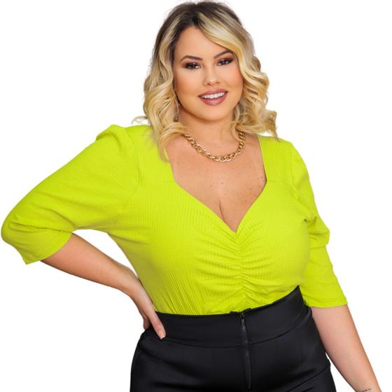 Imagem de Blusinha Feminina Croped Plus Size Com Decote Franzido Malha Canelada Moda Social