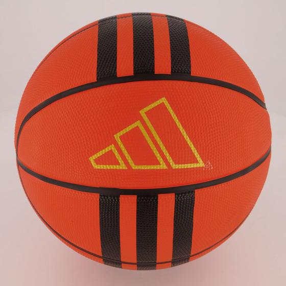 Bola de Basquete Adidas 3S Rubber X3 Menor preço em Bola de Basquete Adidas 3S Rubber X3