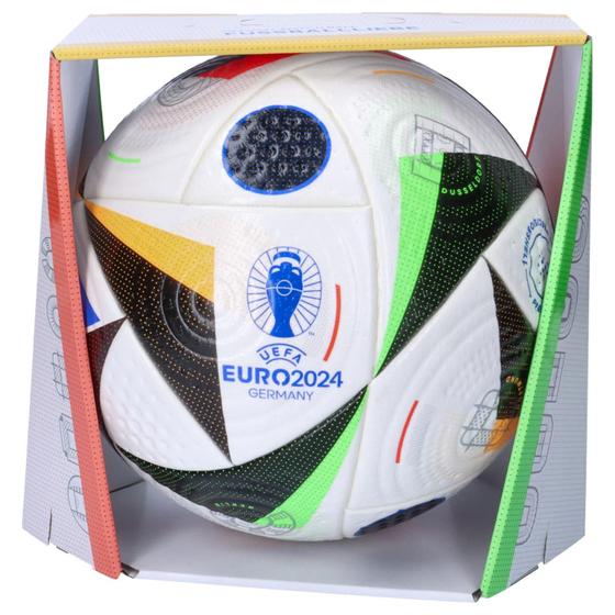 Imagem de Bola de futebol adidas Fussballliebe Euro 2024 FIFA Quality Pro