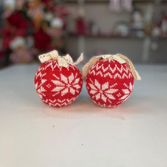 Imagem de Bolas Vermelhas Com Branca Com Crochê 12cm