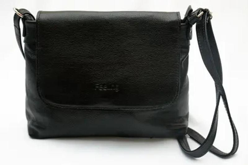 Bolsa Feminina em Couro Legítimo com Alça Transversal Modelo 20207 ...