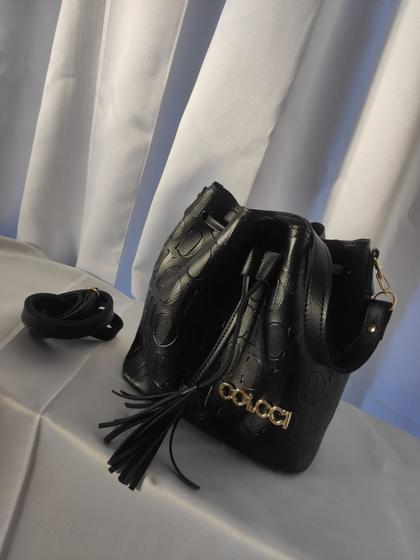 Imagem de Bolsa Preta com alça