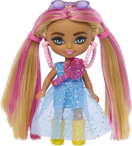 Imagem de Boneca Barbie Extra Mini Minis - Loira com Listras Rosa (8cm) com Acessórios