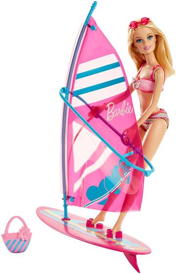 Imagem de Boneca Barbie na Praia com Conjunto de Windsurfer