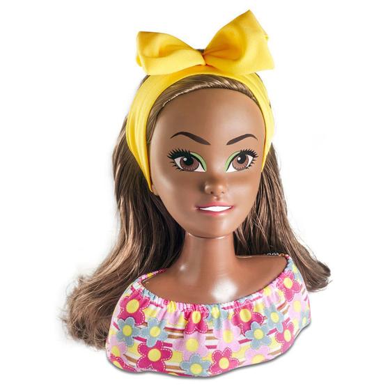 Imagem de Boneca Busto Princesa Cinty c/ 4 Acessórios de Beleza