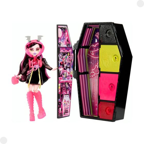 Imagem de Boneca Monster High Draculaura C/ Acessórios HNF78 - Mattel