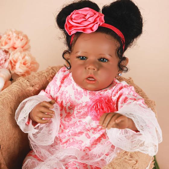 Imagem de Boneca Reborn Rebornova Black Girl afro-americana 51 cm