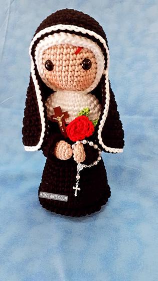 Imagem de Boneco Crochê  Amigurumi Santa Rita