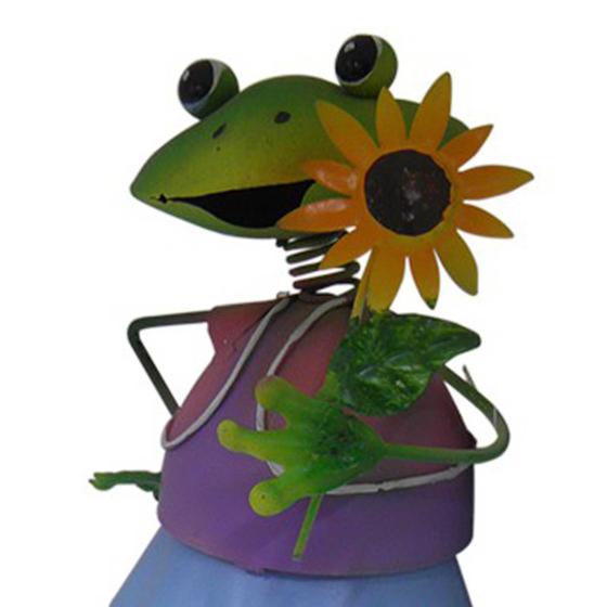 Imagem de Boneco Sapo com Balde de Flor Para Enfeite e Decoraçao de Jardim (BON-P-5)
