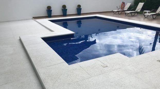 Imagem de Borda Piscina Atérmica 50x25x1,5 cm Salvattore BR KIT 45