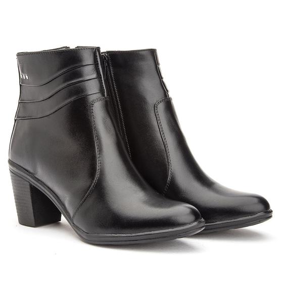 Imagem de Bota Cano Curto em Couro Amanda Block com Zíper Lateral e Detalhe em Pedras