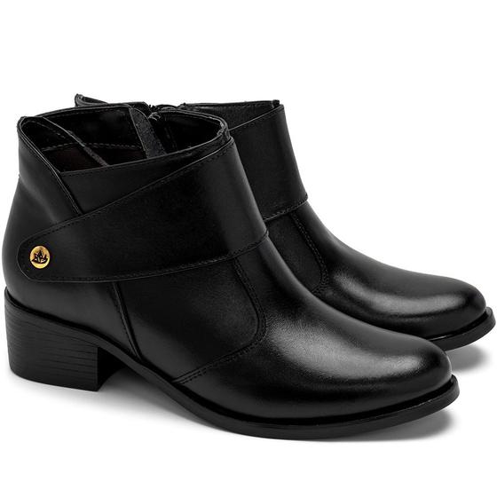 Imagem de Bota Cano Curto Krn Shoes Com Bico Redondo Detalhes Minimalista