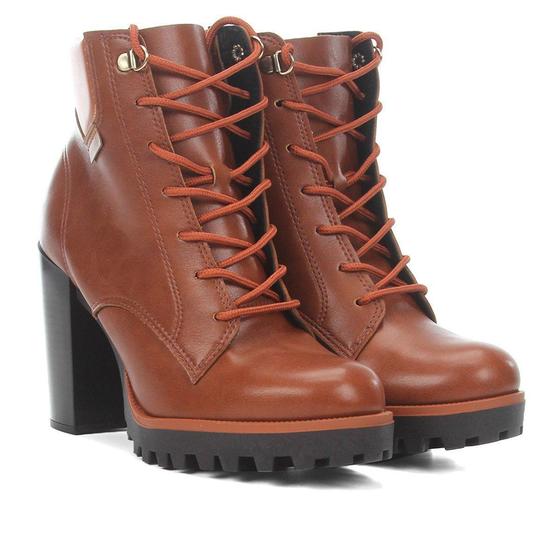 Bota Coturno Moleca Salto Alto Tratorada Feminina Menor preço em Bota Coturno Moleca Salto Alto Tratorada Feminina