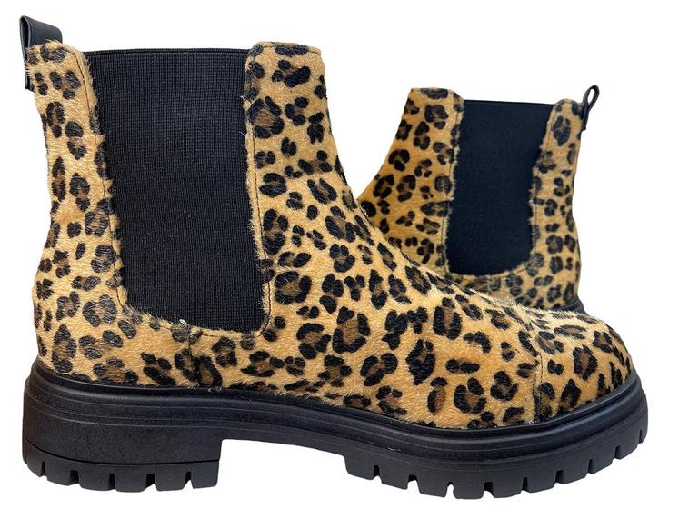 Imagem de Bota Feminina Chelsea Onça Animal Print Solado Tratorado