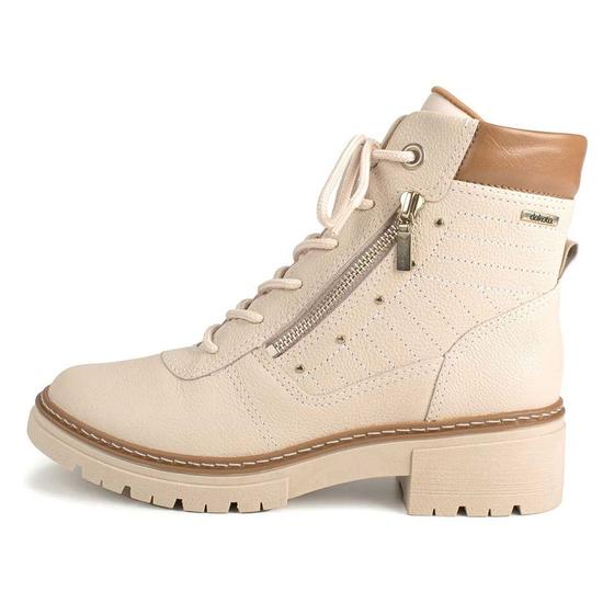 Imagem de Bota Tratorada Feminina De Couro Dakota G5921