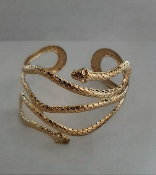 Imagem de Bracelete de Metal Dourado Cobra Espiral Luxo