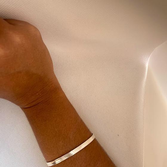 Imagem de Bracelete Design Liso Minimalista Semijoias