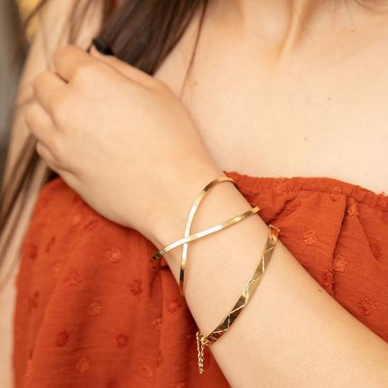 Imagem de Bracelete Duplo com Design de X Folheado a Ouro 18k