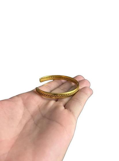 Imagem de Bracelete Feminino Texturizado Banhado A Ouro 18K