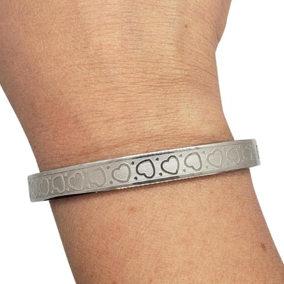 Imagem de Bracelete Metal desenho coração Prata - Aço Inoxidavel