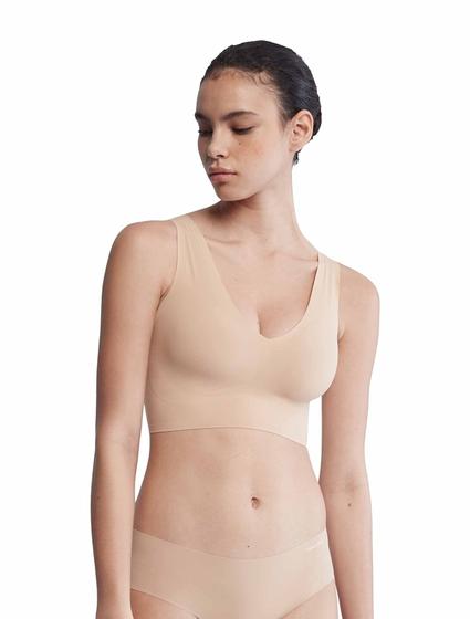 Imagem de Bralette Calvin Klein Invisibles Comfort Bege para mulher